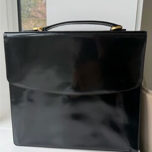 Classic Black Top-Handle Bag/Tablet case